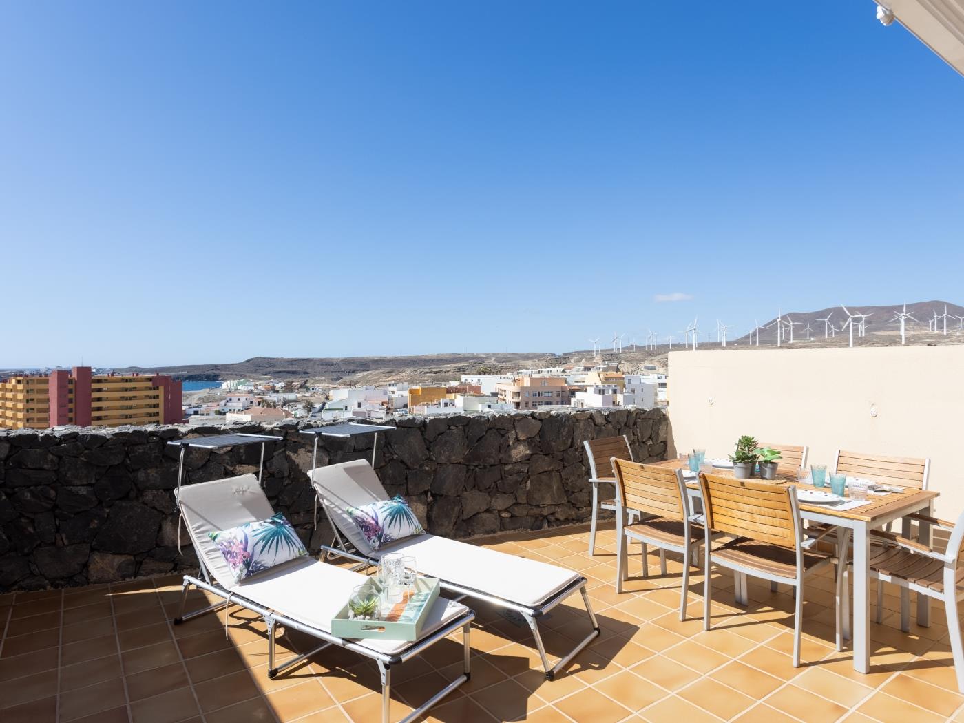Sea Breeze Apartment in Tenerife - PORÍS 5 in Porís de Abona