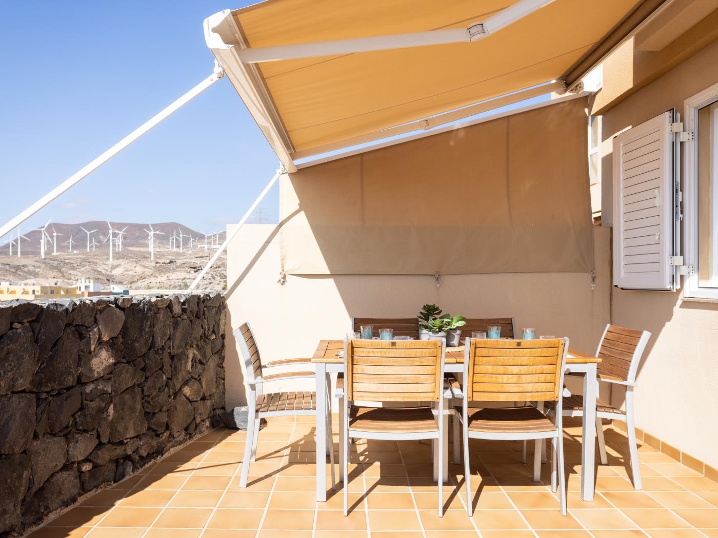Sea Breeze Apartment in Tenerife - PORÍS 5 in Porís de Abona