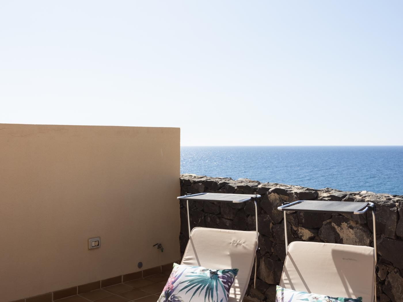 Sea Breeze Apartment in Tenerife - PORÍS 5 in Porís de Abona