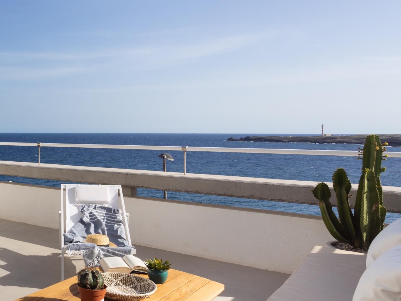 Superior Seafront Apartment, Porís 6 in Porís de Abona