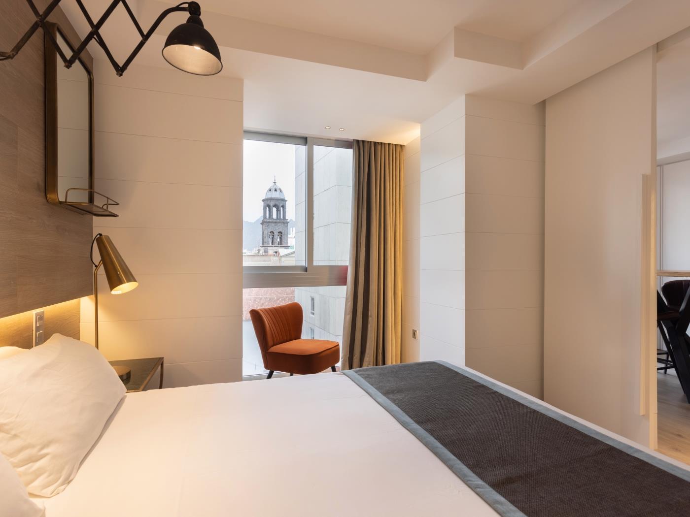 Chayofa Suites, right in city center in Santa Cruz de Tenerife