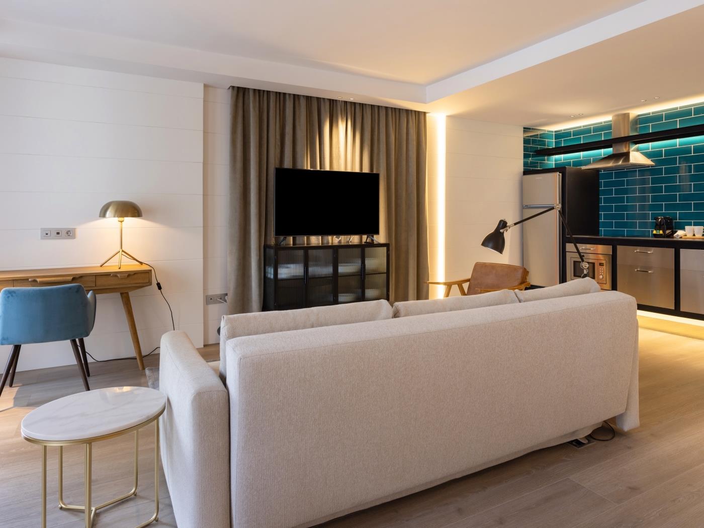 Chayofa Suites, right in city center in Santa Cruz de Tenerife