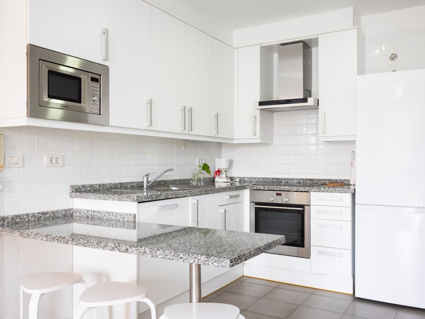 Apartment on the beach, work area and private parking - PillowAbroad in Porís de Abona