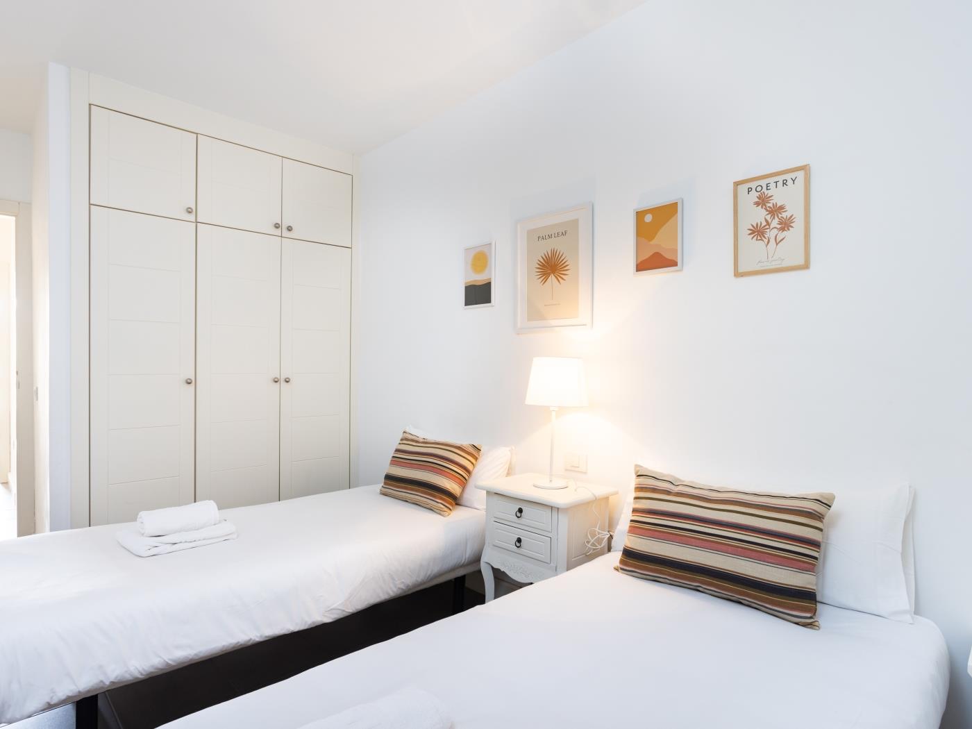 Apartment on the beach, work area and private parking - PillowAbroad in Porís de Abona