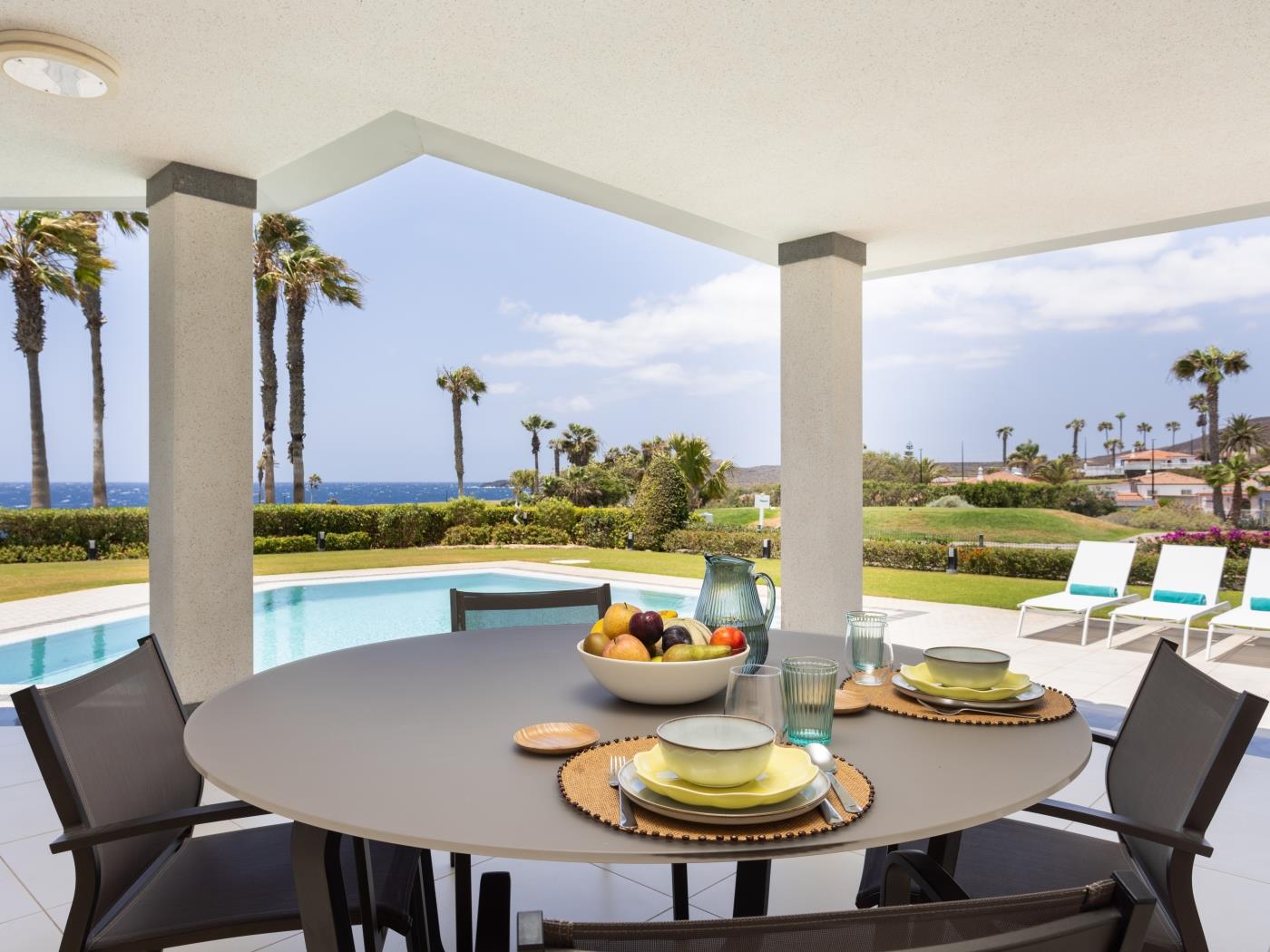 Villa Fiorita | Beachfront + Heated Private Pool in Amarilla Golf