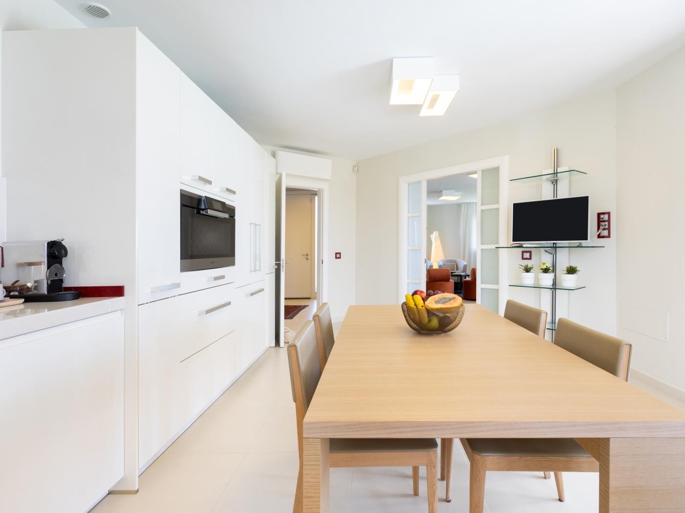 Villa Fiorita | Beachfront + Heated Private Pool in Amarilla Golf