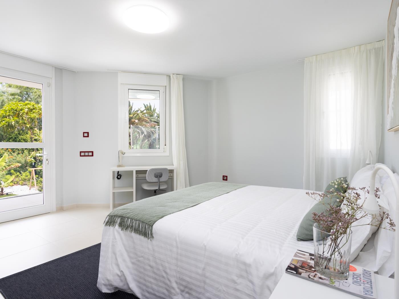 Villa Fiorita | Beachfront + Heated Private Pool in Amarilla Golf