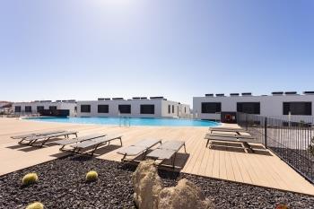 Descubre el Black Friday en Tenerife con Pillow Abroad y haz del descanso el mejor regalo del año.